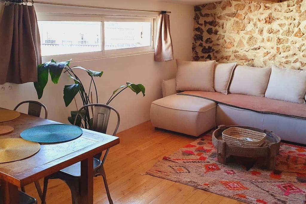 Le Loft Cosy - Centre Ville - Cadre Royal Сет Экстерьер фото